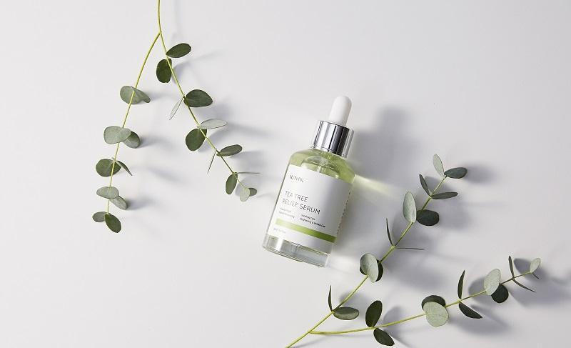 IUNIK Tea Tree Relief Serum 50ml - Soothing and Regenerating Face Serum