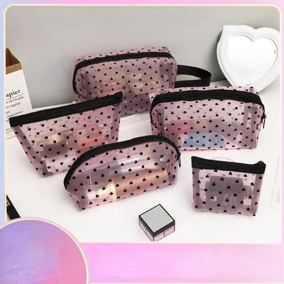 Síťovaná taštička na make-up Heart Flocking Girly Heart Přenosné toaletní potřeby Velkokapacitní prodyšná ústa Červená obálka