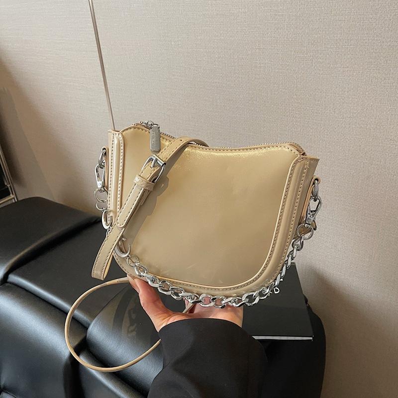 New Versatile Hand Carry Chain Bag Women's Fashion Shoulder Crossbody Bag