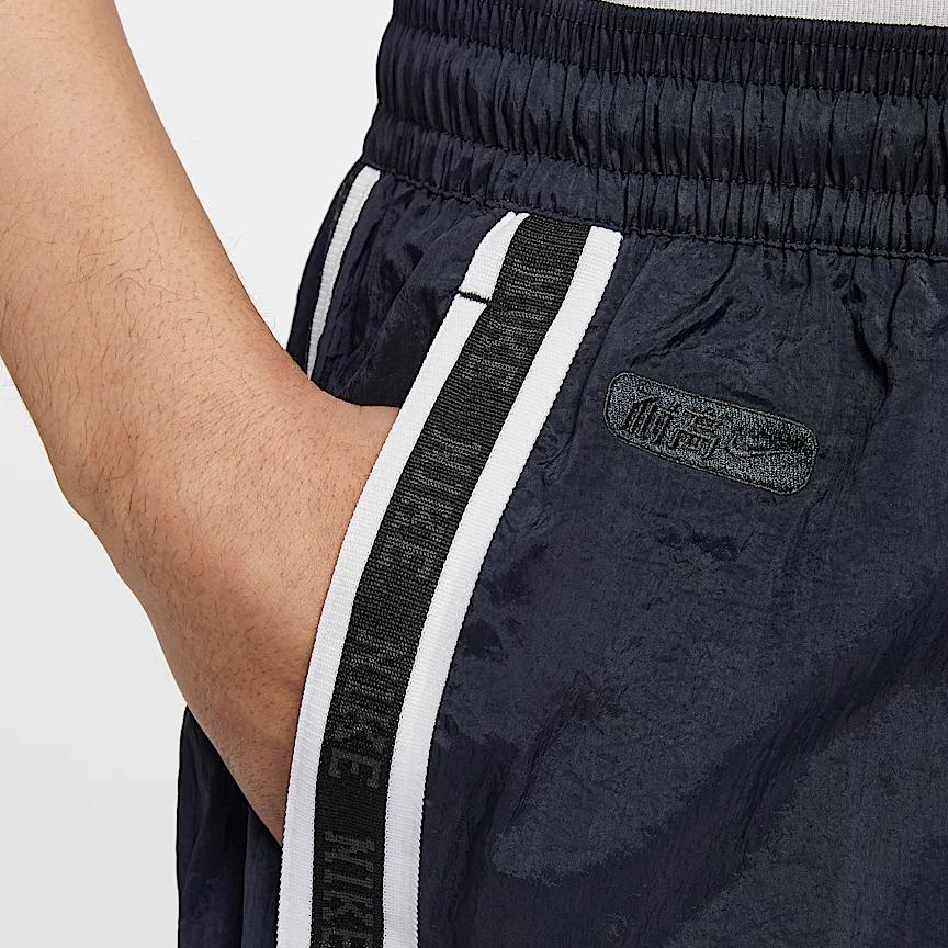 Nike Pantaloni sport tricotati cu talie medie, confortabili, versatili, prietenosi cu pielea, stil crossover ADN, pentru barbati, albastru inchis, negru IB9969475
