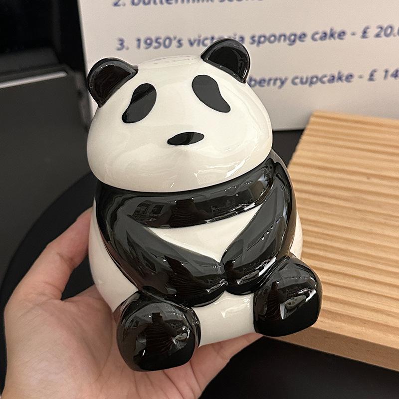 

Cute Cartoon Giant Panda Ceramic Mug with Lid Cute Gift for Friends Creative Home Water Cup Souvenir 400ml