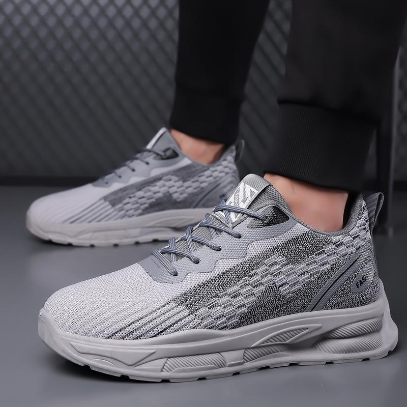 

Lightweight sports shoes men s summer new casual men s shoes versatile mesh breathable thick-soled running shoes foreign trade 44 сірий колір