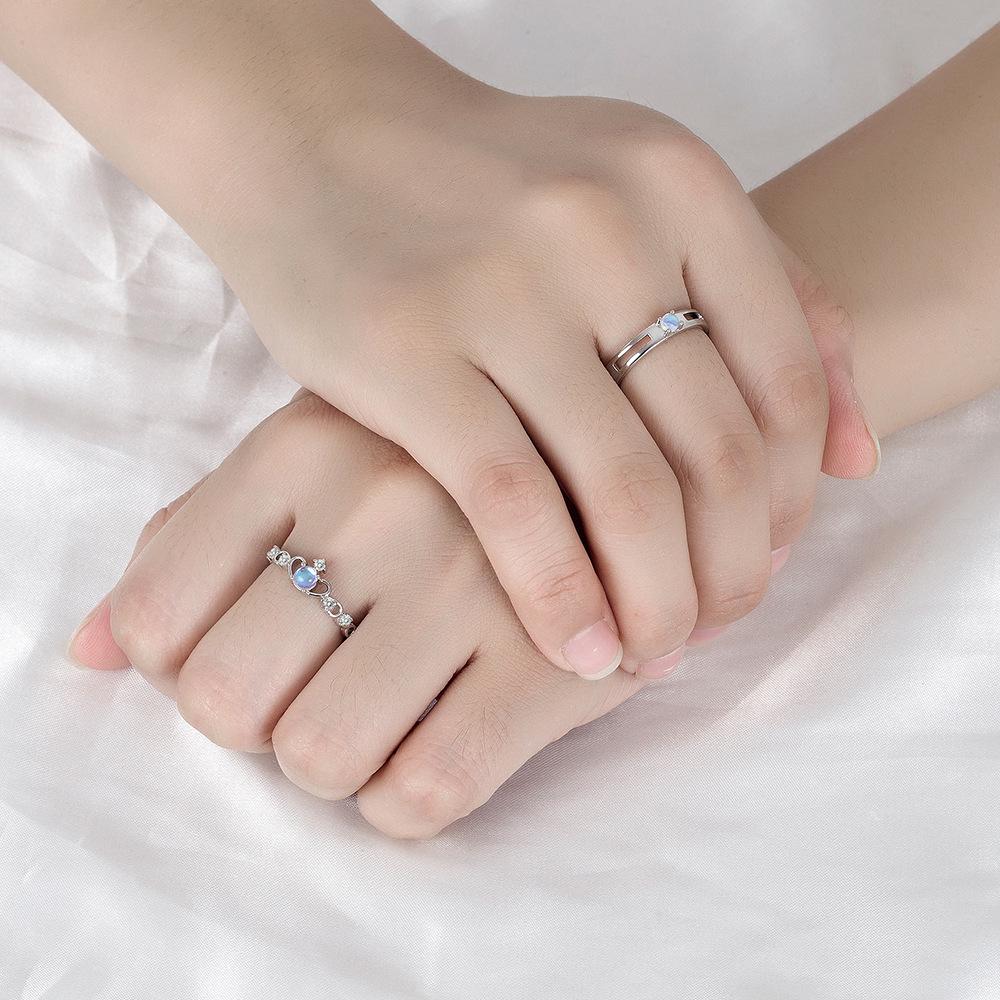 Korean Moonlight Lovers Adjustable Crown Couple Rings with Creative Moonstone Design