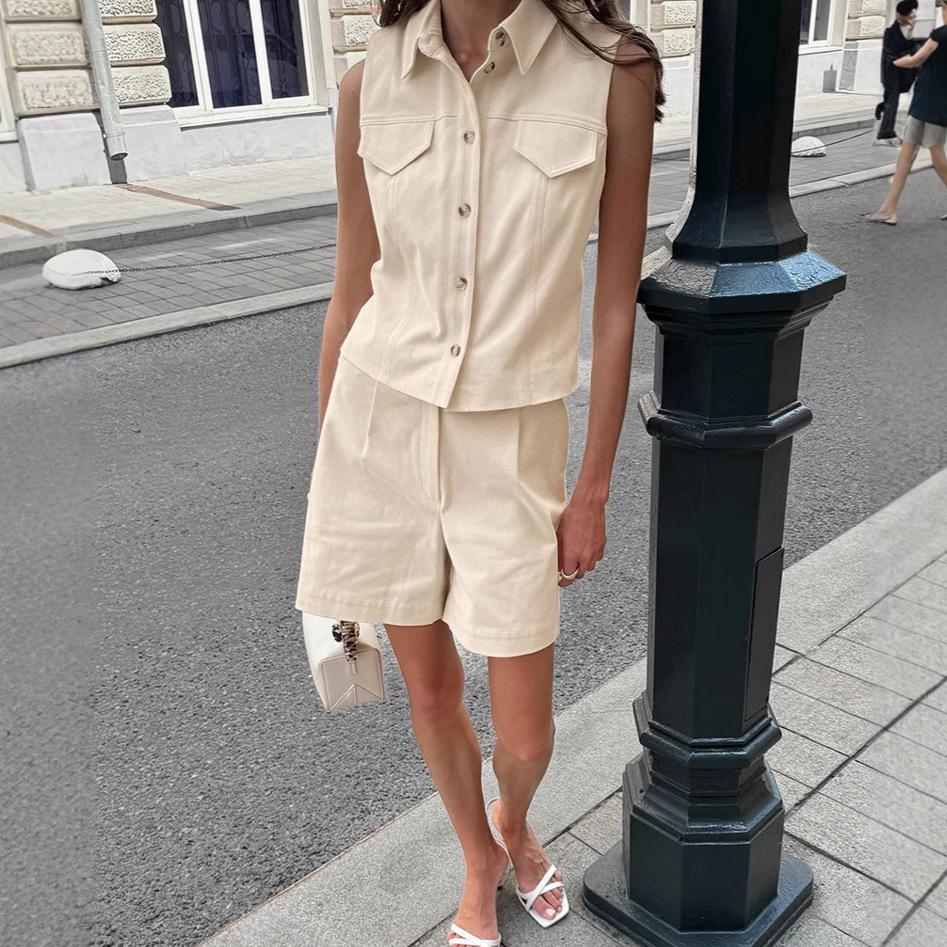 

Французский летний женский комплект из хлопка и льна – Топовая, трендовая мода на 2025 год Large