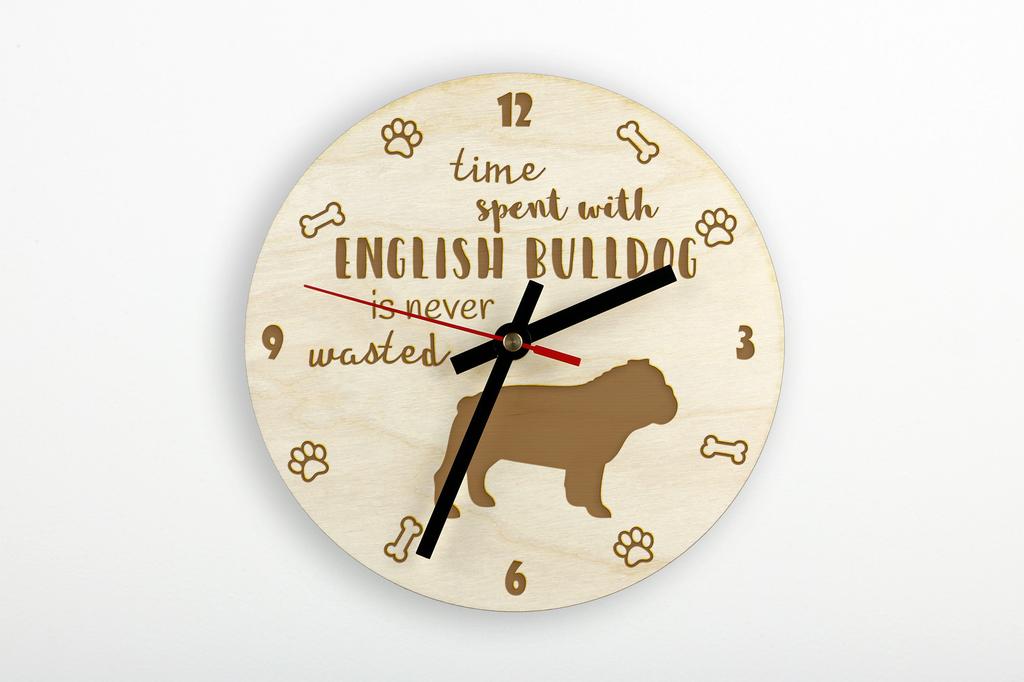 Bulldogge, Englische Bulldogge, Britische Bulldogge - Uhr mit Hund, Holzuhr mit Gravur, Personalisierte Uhr von Art-Dog