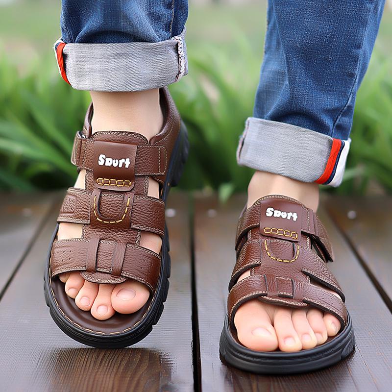 Breathable Mens Beach Shoes New Light Men's Sandals Non-Slip Man Summer Flats Anti-collision Toe Male Commercial Affairs Sandaly