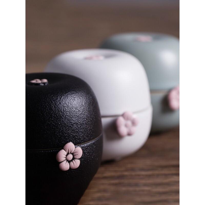 Wanchientang Plum Blossom Portable Travel Tea Set (One Pot, One Cup)