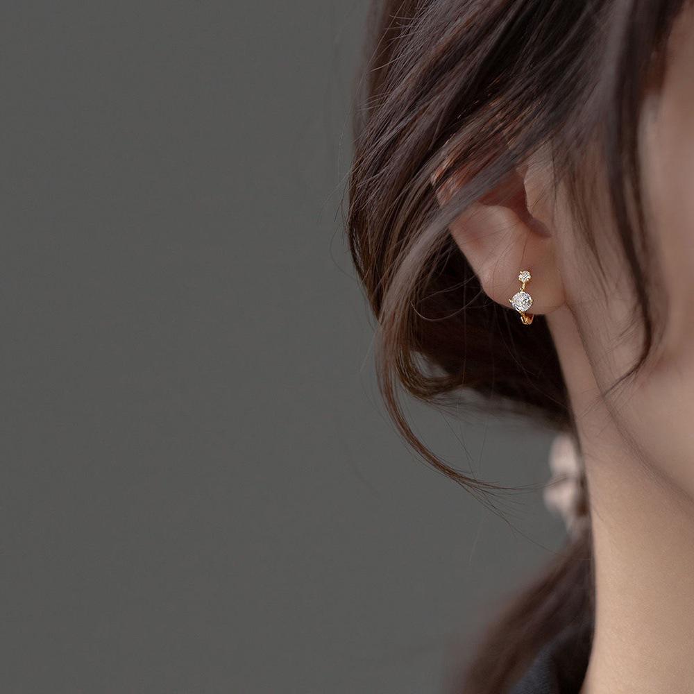 Elegant Zirconia Geometric Ear Cuff: Versatile, High-End, Fashion Jewelry