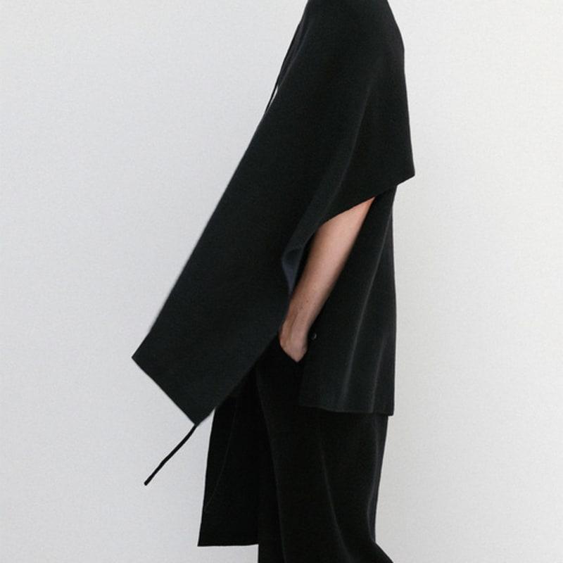 UMARMUNG COLLECTION Wool Cashmere Double Faced Multiway Stole_Night Scape