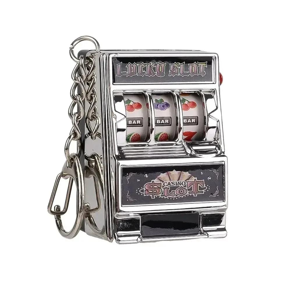 Portachiavi antistress a cartoni animati, mini slot machine a forma di frutta, giochi a gettoni, jackpot fortunato, bambini e adulti