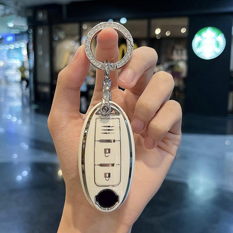 Tpu Car Key Case Cover For Nissan Qashqai X-Trail T32 T31 Juke J10 J11 Kicks Tiida Pathfinder Note For Infiniti Keychain