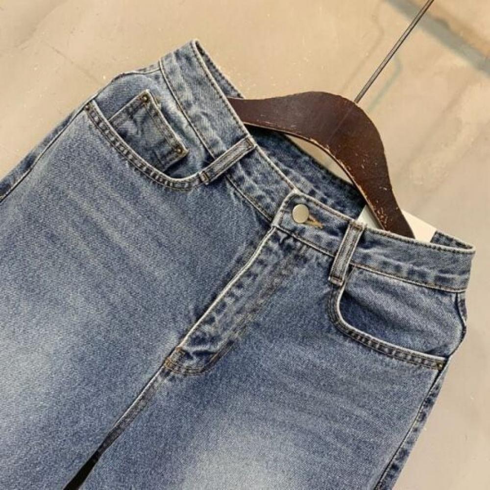 C S In The Room Wide Semi bootCut jeanS One Color