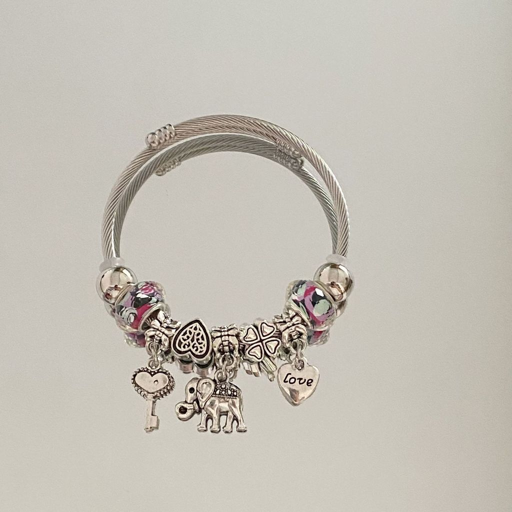 Modern Elephant Bead Bracelet With Stainless Steel Material For Fashion Casual Wear