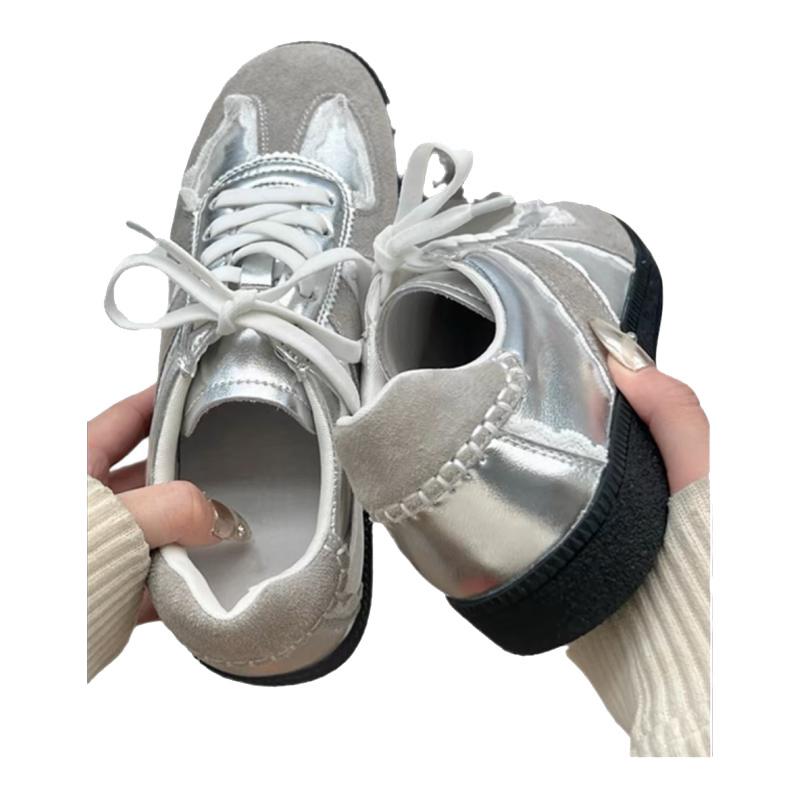 Spitze Nische Damenschuhe vielseitige lässige Board-Schuhe Damen Frühling und Sommer neue Schuhe silberne deutsche Trainingsschuhe