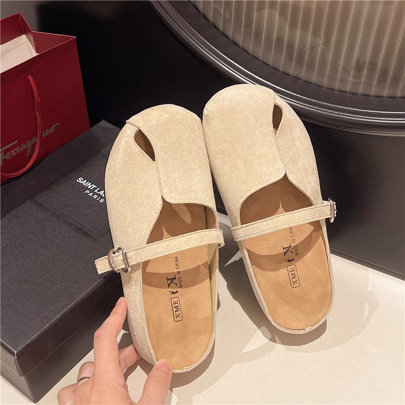 French retro baotou cool slippers women's 2025 new fashion outer wear lazy inner height increase beach boken one-word drag