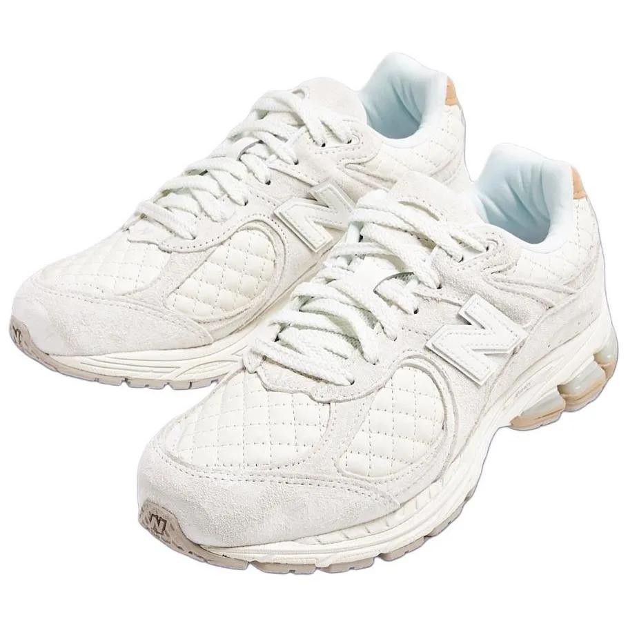 New Balance 2002R 'Quilted Pack - White' (Unisex) White / Sea Salt / Tan Running Shoes M2002RPD