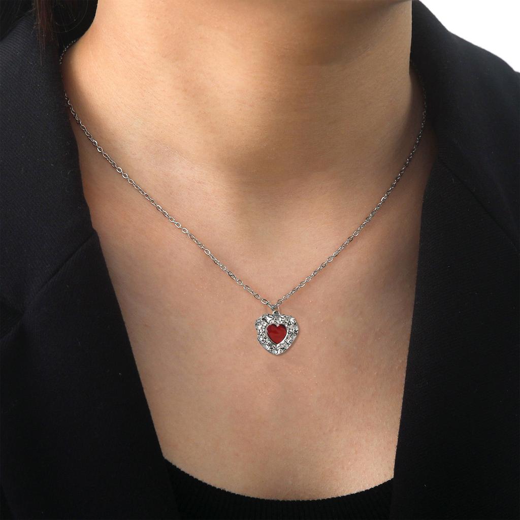 Alloy Swords Heart Necklace for Couples Handmade Collarbone Chain Jewelry for Dates Anniversaries and Everyday Fashion