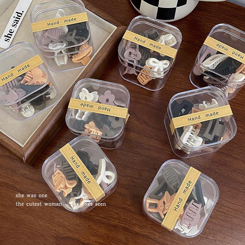 Adorable Hair Claw Clips for Women and Children - Ideal for Bangs and Side Clips