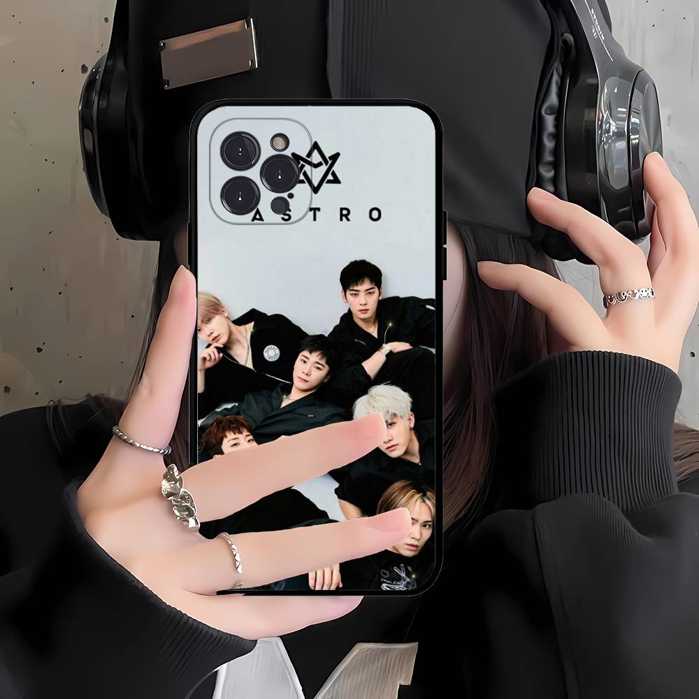 Kpop Astro Cha Eun Woo Phone Case For iPhone 17 16 15 14 13 12 Mini 11 Pro Max Soft Silicone Cover