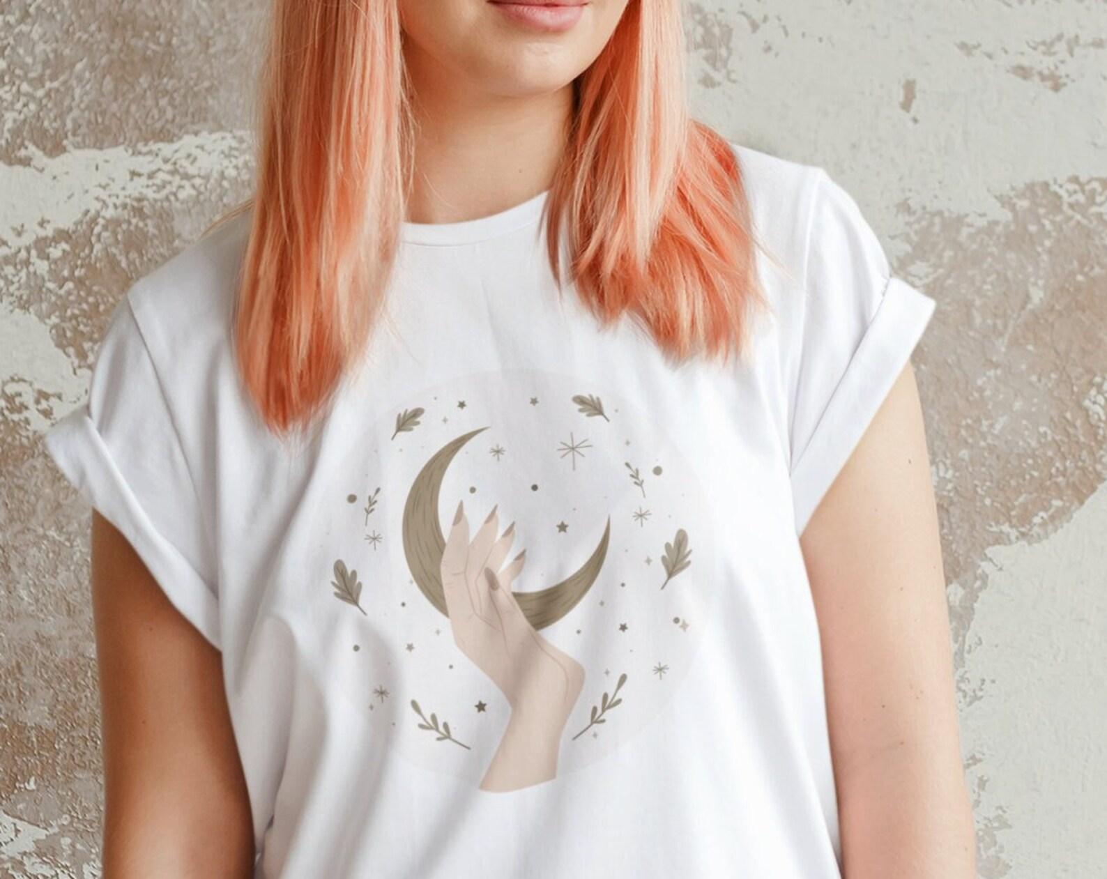 Moon And Hand T shirt - Tarot - Space - Moon - Crescent - Pagan - Esoteric 2XL