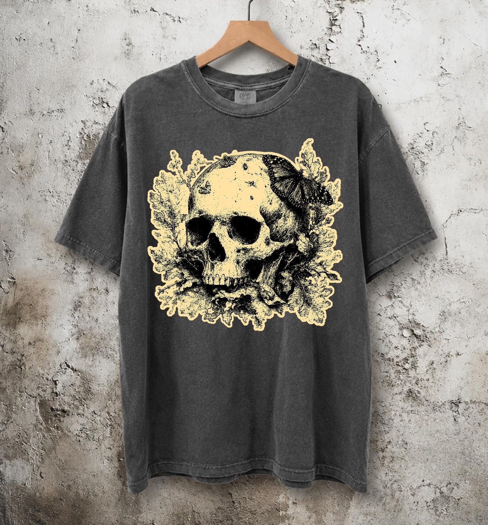 Floral Skull Graphic T-Shirt, Botanical Gothic Tee, Vintage Skeleton Shirt XL
