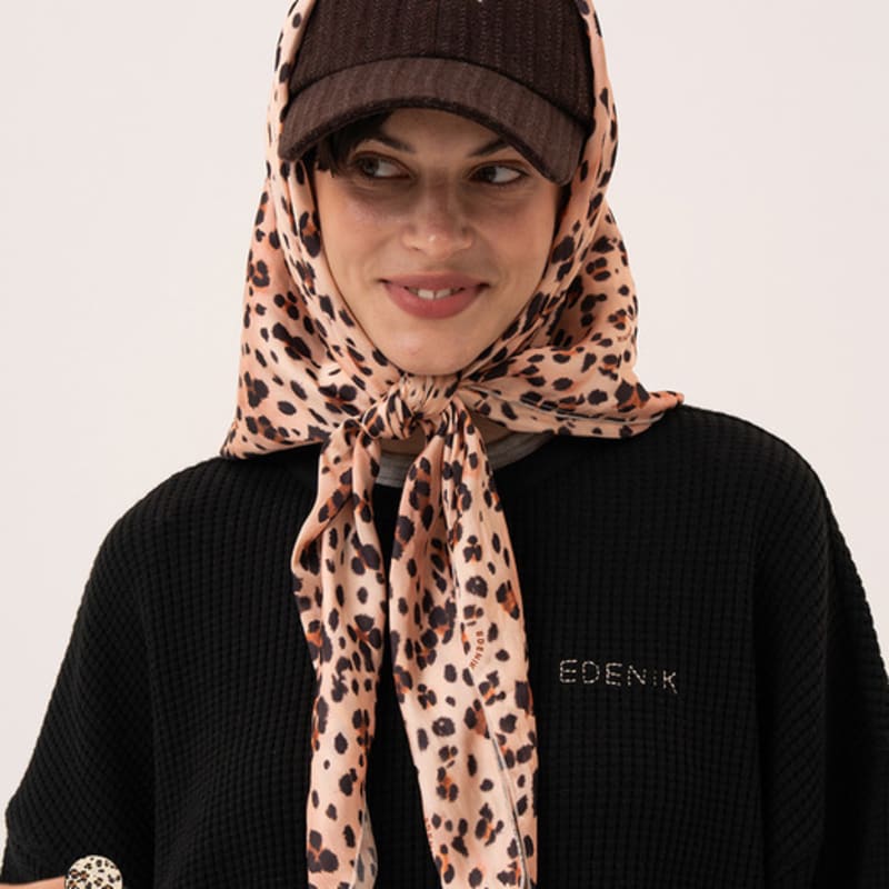 EDENIK Scarf (2 colors)