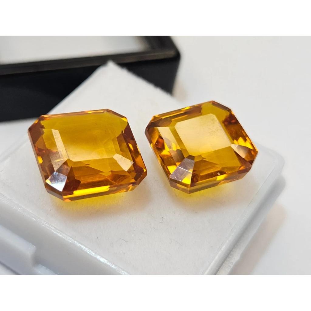 18-19 Karat Natürliche Gelbe & Orange Saphire Quadratisch Geschliffenes Paar Schöner Edelstein