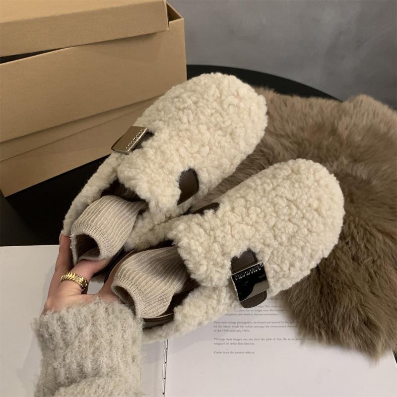 Lamb wool shoes women's winter wear 2025 new Korean version retro flat one-pedal bean shoes women's velvet cotton shoes