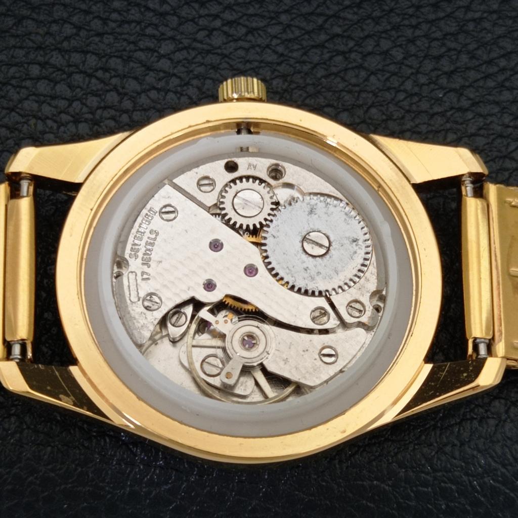 HAND-WINDING VINTAGE SWISS MENS REFURBISHED RED COLOR DIAL WATCH a707395-1