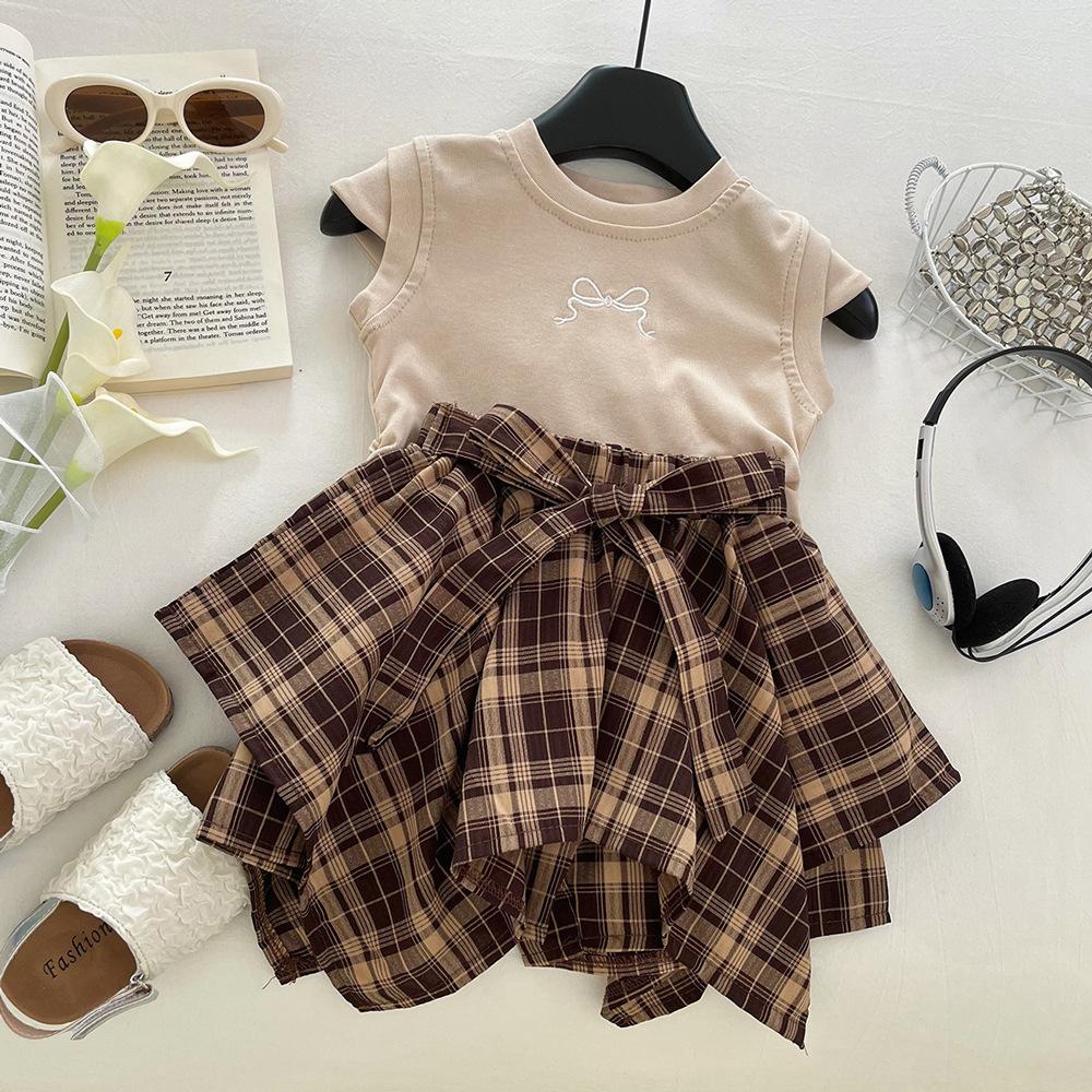 Girls Summer Embroidered T Shirt And Plaid Bowknot Irregular Skirt Set Thin Two Piece Outfit For Kids 90cm