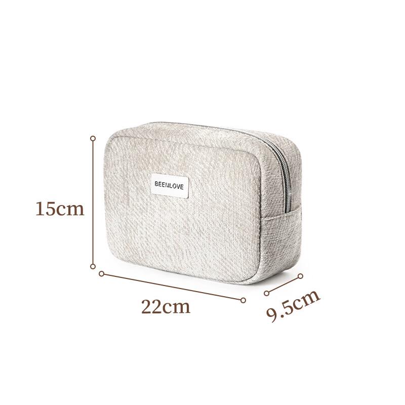 MDNGMDNG Portable Cosmetic Travel Pouch Medium