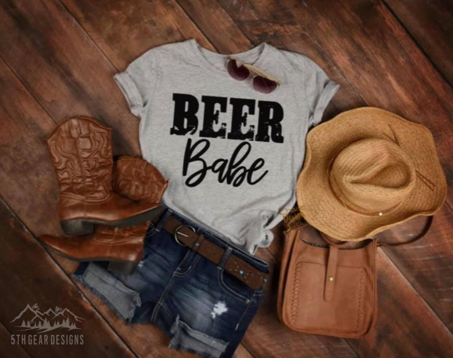 Beer Babe Unisex Graphic Tee, Short Sleeve, Beer, Quotes and Sayings, Alcohol S