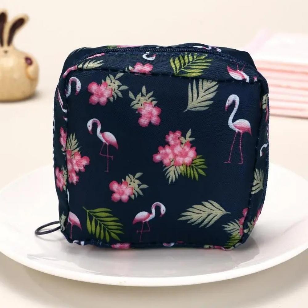 

Portable Waterproof Storage Bag Women Girl Tampon Storage Bag Cosmetic Bag Organizer Bag Pad Pouch Napkin Tampon Holder Cute Bag Set