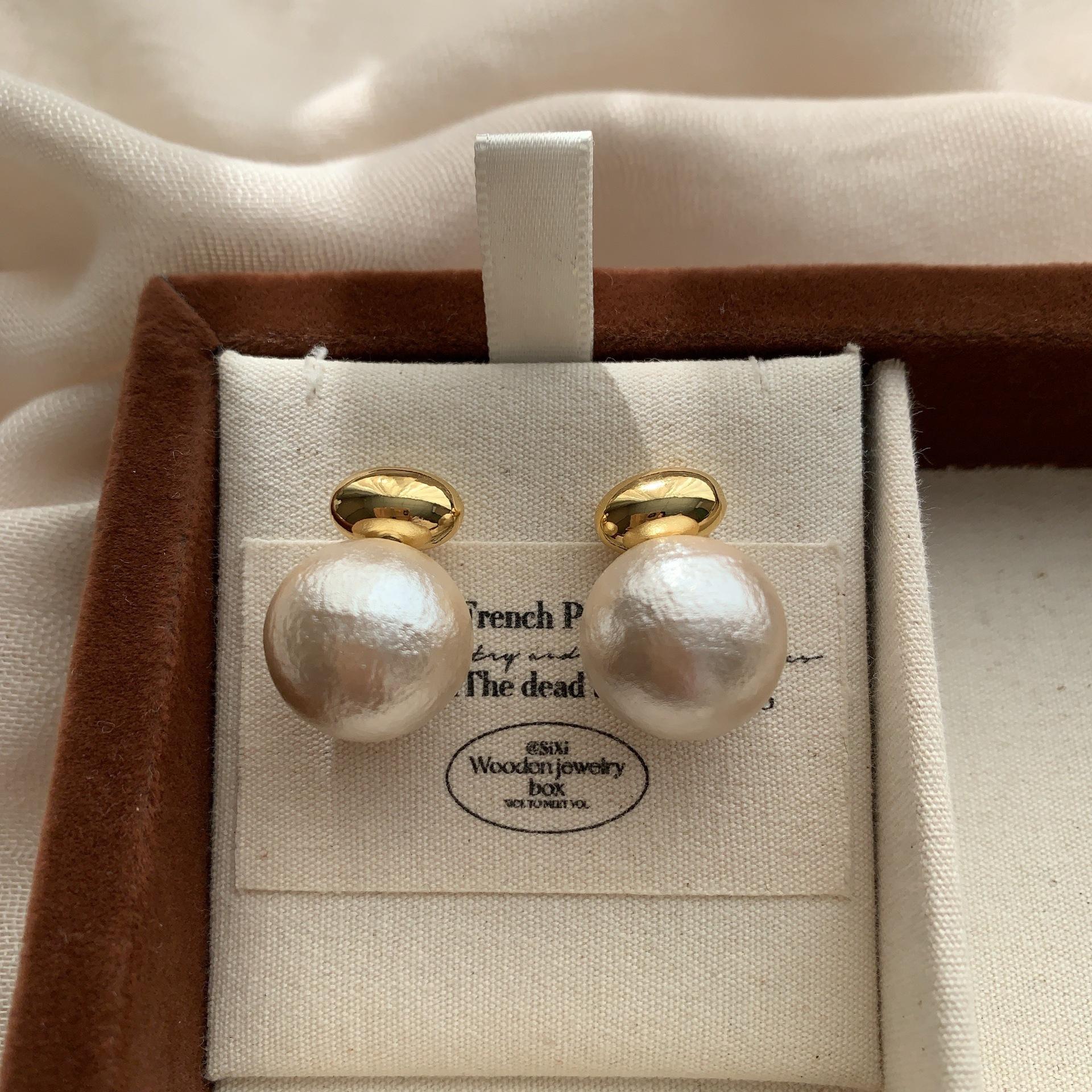 Classic Elegance Minimalist Pearl Stud Earrings Elegant Exquisite Brightening Niche Versatile Daily Exquisite Stud Earrings