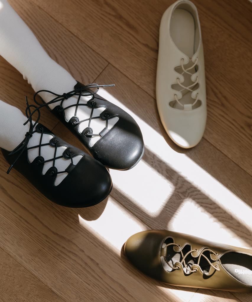 Wettia Lambskin Lace-Up Flat Shoes 58115