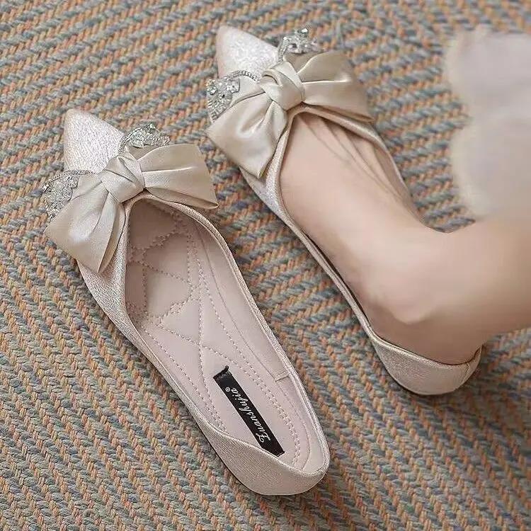 Fashion Slip-on Black Shoes for Women With Crystals Bridesmaid Summer 2025 Popular Promotion Genuine Mark Trend Shoe Young Woman Flats