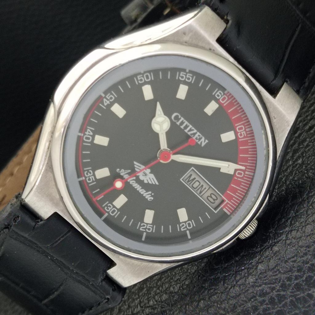 CITIZEN AUTOMATIC 8200 VINTAGE JAPAN MENS BLACK COLOR DIAL WATCH a702144-5 R208-a702144