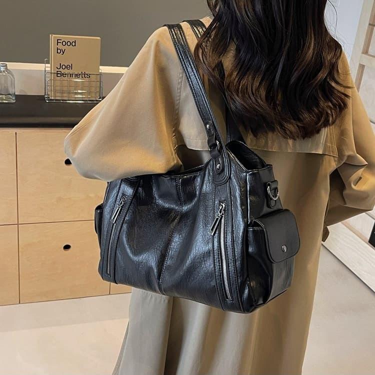 New women's retro portable shoulder diagonal span tote bag