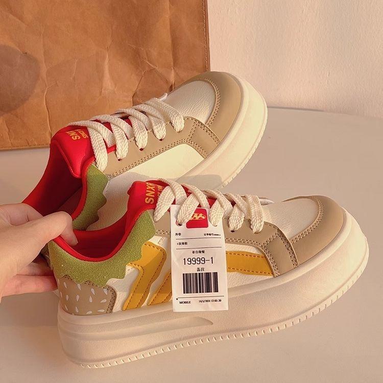 Herbst Damen Schuhe Hamburger Schuhe Nischenschuhe 2025 neue kleine weiße Schuhe vielseitig schick großer Kopf Brotschuhe Sportschuhe