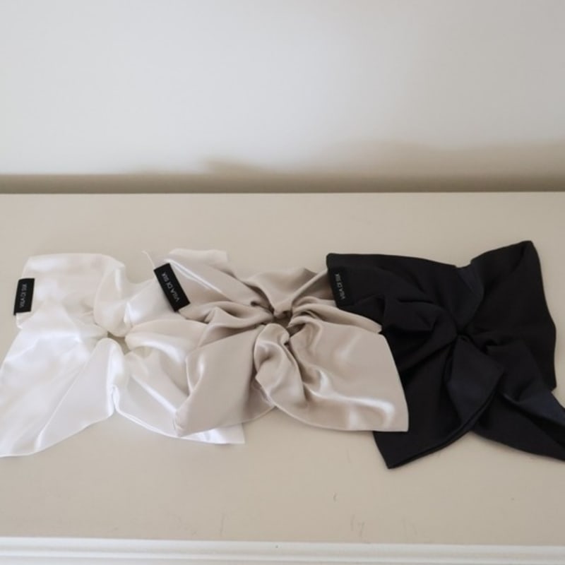 VILLA DE SILK silk square scrunchie (3colors)
