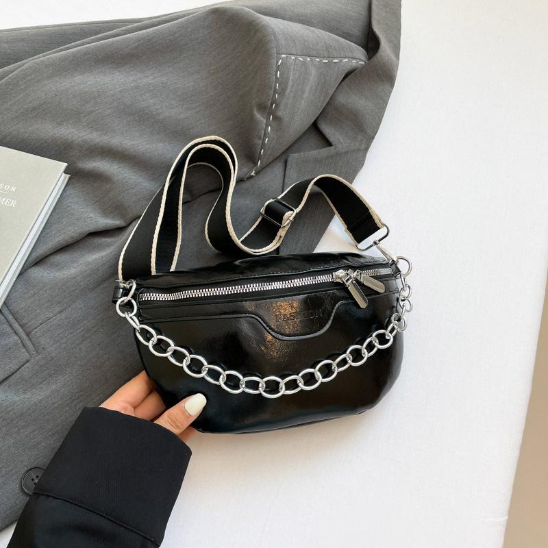 Versatile breast bag popular new fashion high-end chain trend casual shoulder messenger bag fanny pack