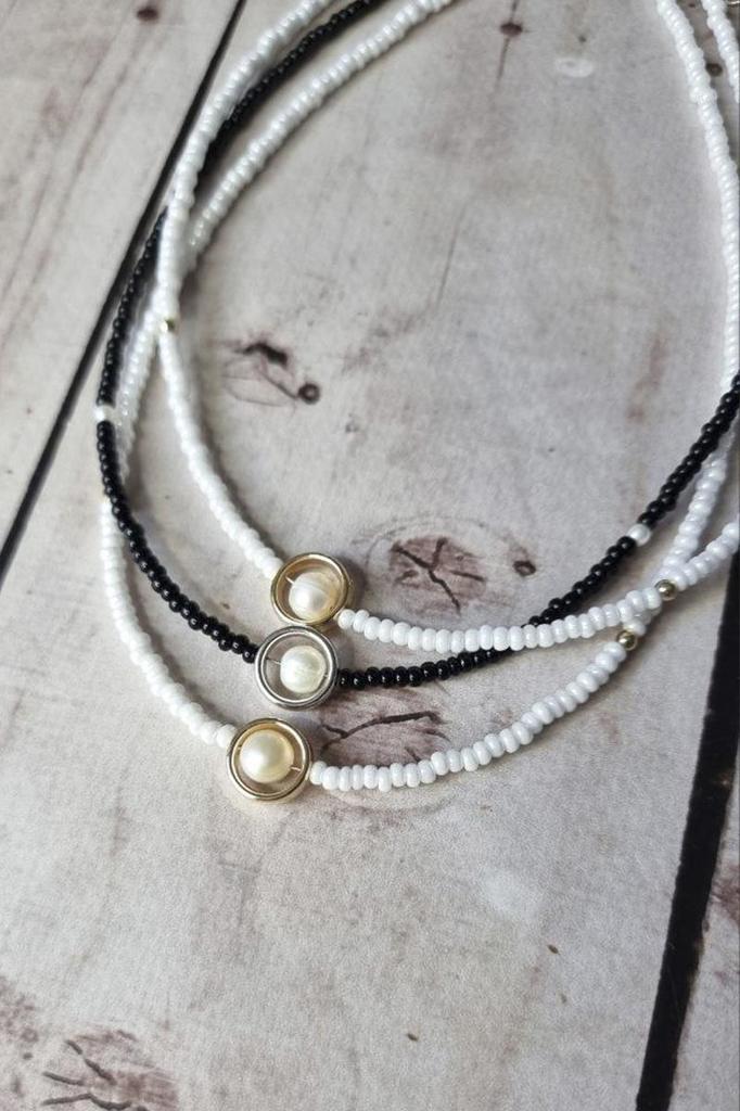 Handmade Beaded Choker with White Pearl