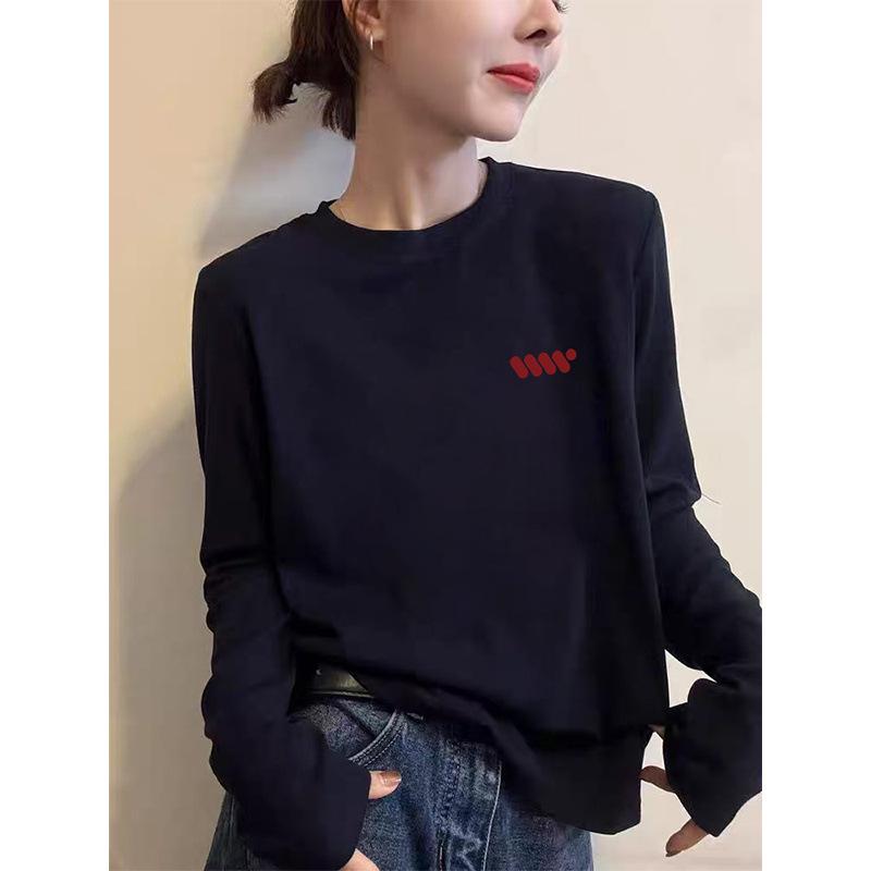 Korean Style Round Neck Ribbed Long Sleeve Women's T-Shirt - Age-Reducing Spring/Autumn Fashion 2026