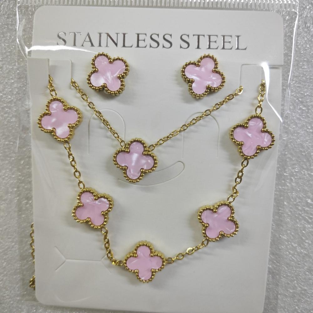 Set Nou de Bijuterii din Oțel Titanic – Colier, Cercei Trifoi cu Patru Frunze și Brățară cu Cinci Flori – Un Set de Bijuterii de Nișă High-end