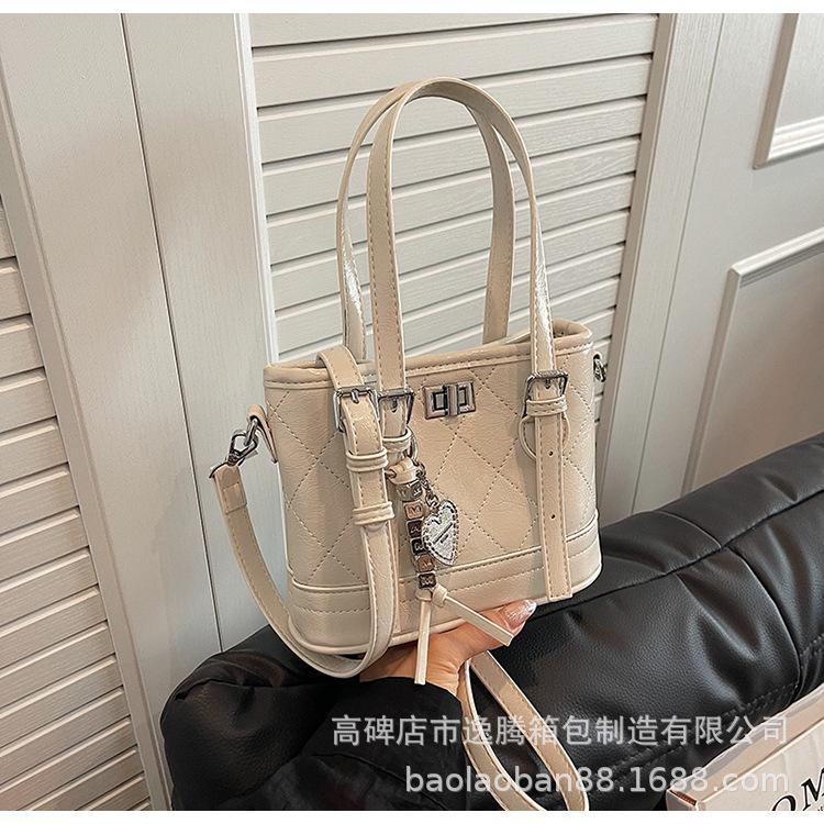 

Многофункциональная сумка-мессенджер женская осень 2024 года, новый модный тренд, переносная сумка-ведро, простая сумка через плечо