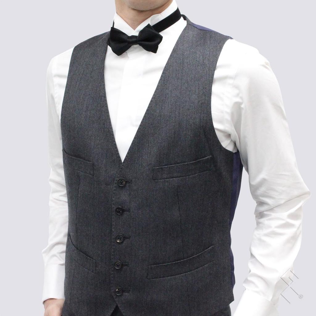 Bow tie, pointed, silk, adult, plain, made in Japan, Fujiyama weave, Grand Creer, black.