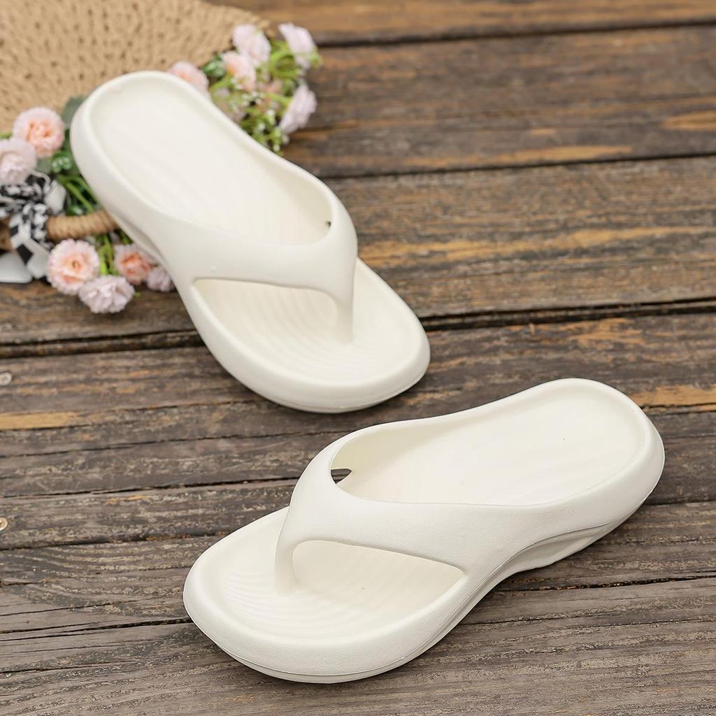 Women's Summer Non-Slip Deodorizing Flip-Flops: Fashionable, Versatile Beachwear