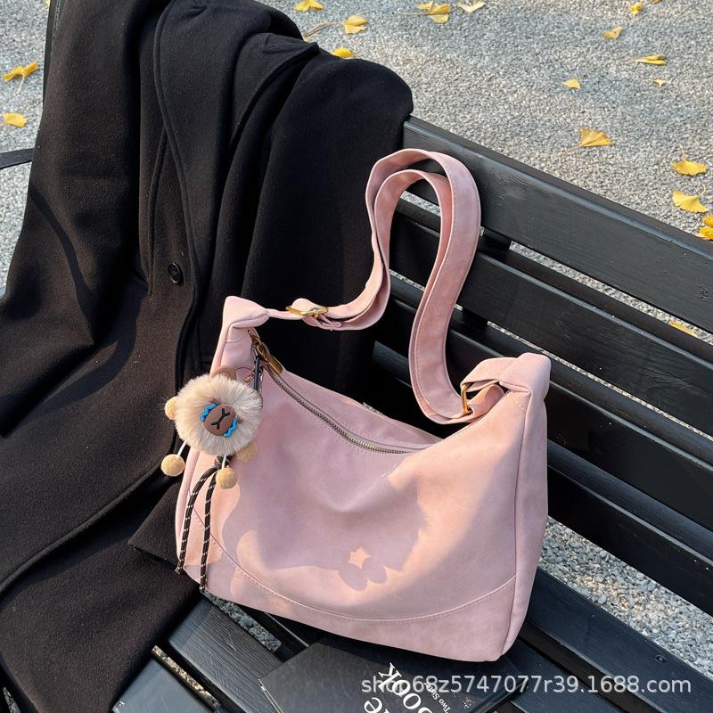Autumn and winter new trendy casual dumpling bag women's 2025 Korean version retro versatile shoulder bag large-capacity tote bag