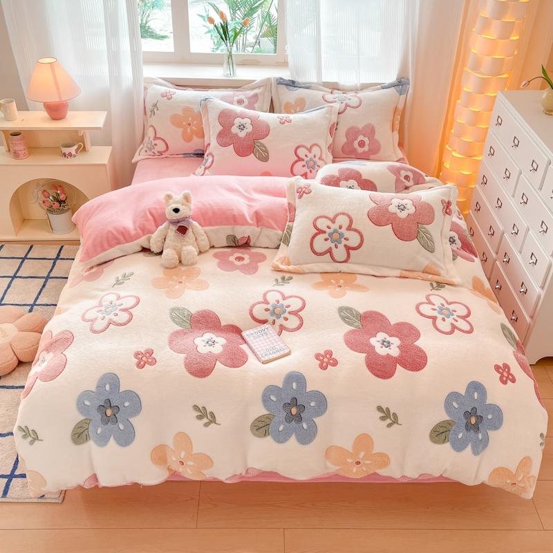 Winter Flannel Pink Heart Duvet Cover Animals Bear Soft Warm Keep Warm Bed Quilt Covers Milk Velvet Queen King Bed Home Textiles