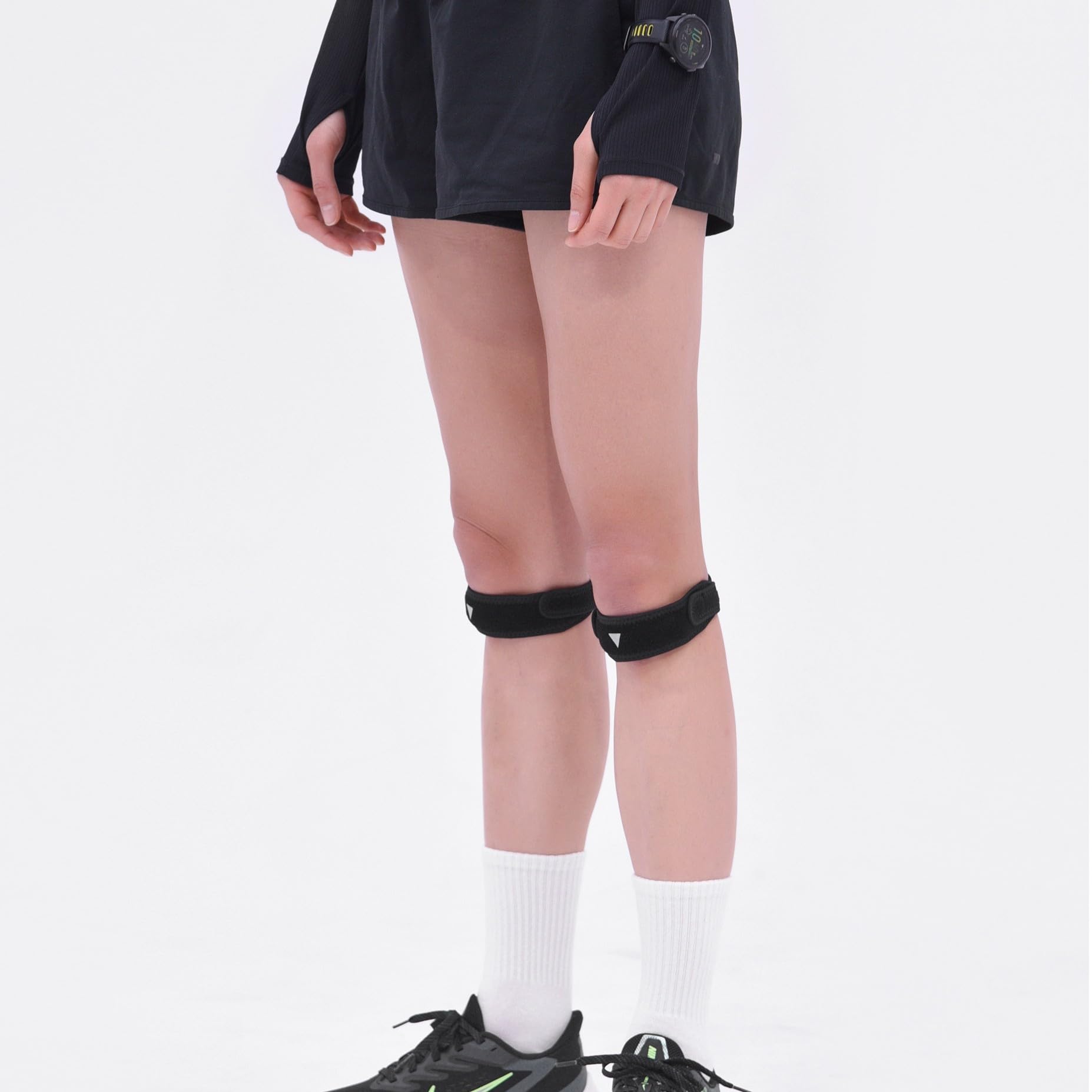 

GRIPIT Air Knee Support One Line Knee protection band that puts on in 3 stays and is designed to stay put for running and sports seconds, put,